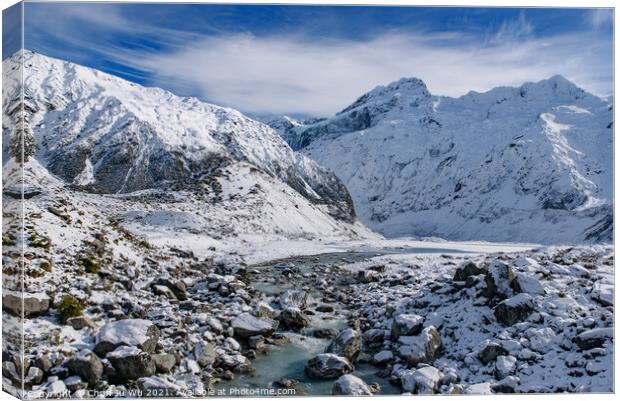 Hooker Valley Track in winter, Mt Cook National Park, New Zealand Canvas Print by Chun Ju Wu