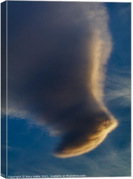 Hammer head cloud formation Canvas Print by Rory Hailes
