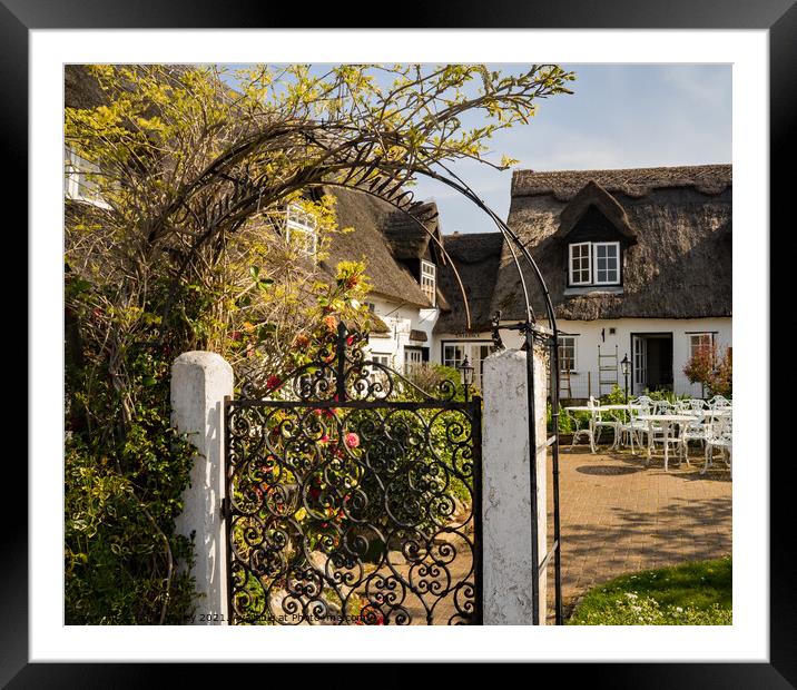 Staithe n Willow cafe on the Norfolk Broads, Horning Framed Mounted Print by Chris Yaxley