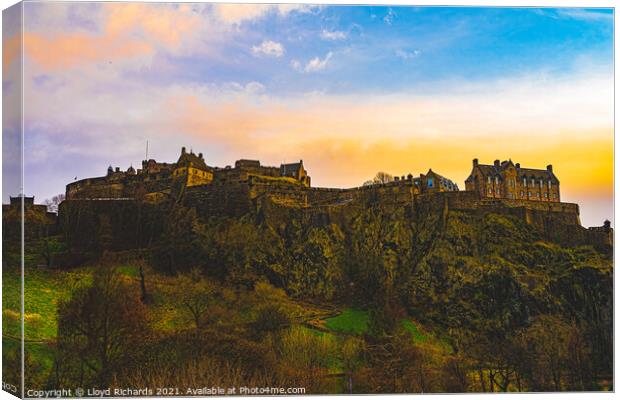 Edinburgh Castle Scotland Canvas Print by Lloyd Richards