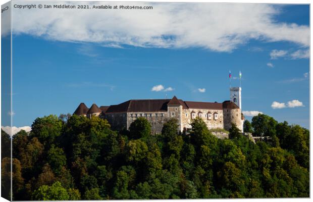 Ljubljana Castle, Slovenia. Canvas Print by Ian Middleton