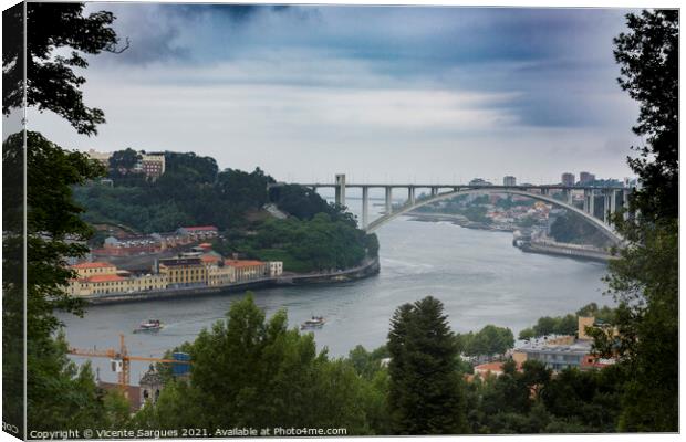 Arrabida bridge on Douro river Canvas Print by Vicente Sargues