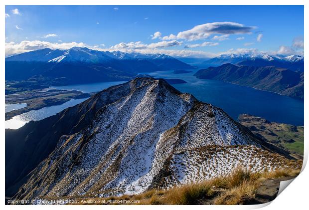 Lake Wanaka and Roys Peak in winter, South Island, New Zealand Print by Chun Ju Wu