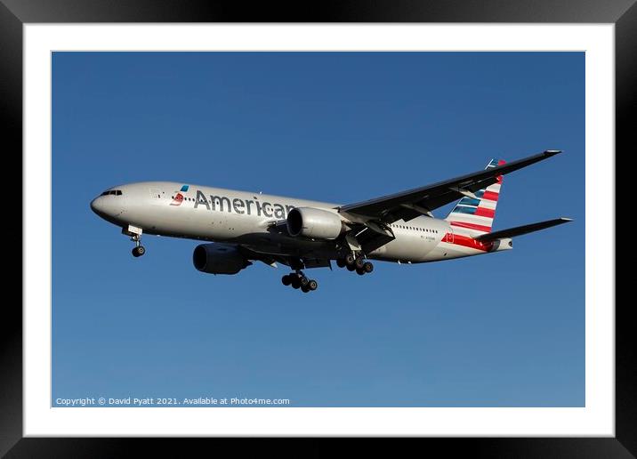 American Airlines Boeing 777-223         Framed Mounted Print by David Pyatt