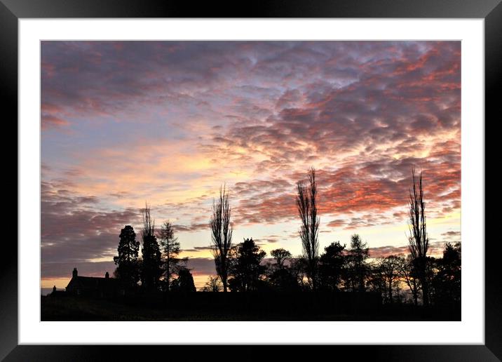Sunset with mackerel sky. Framed Mounted Print by mick vardy