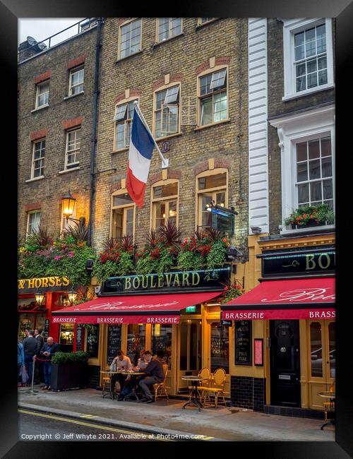London pubs Framed Print by Jeff Whyte