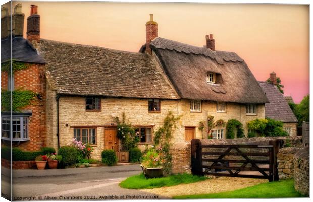 Ilmington Cottages Canvas Print by Alison Chambers