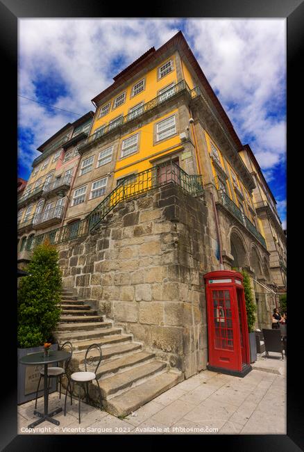 Stairs in the corner Framed Print by Vicente Sargues