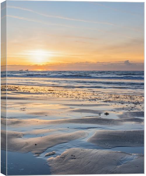 Isle of Wight Sunrise Canvas Print by Graham Custance