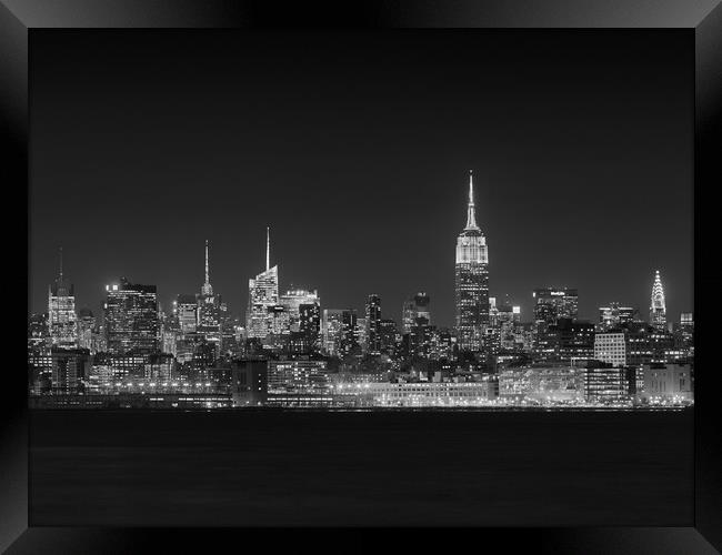 NEW YORK CITY 36 Framed Print by Tom Uhlenberg