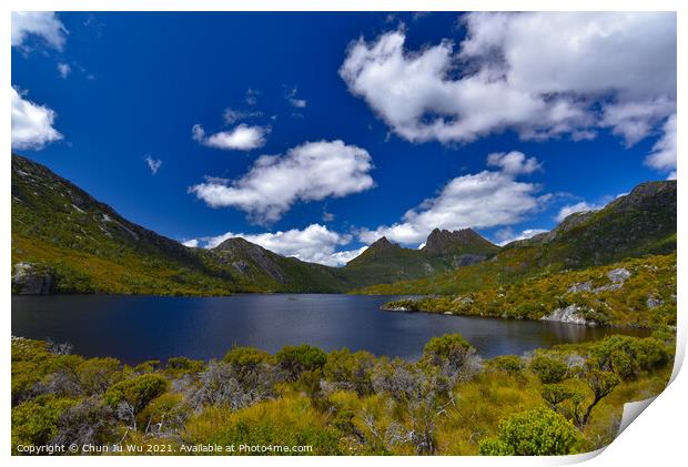 Dove Lake and Cradle Mountain in Tasmania, Australia Print by Chun Ju Wu