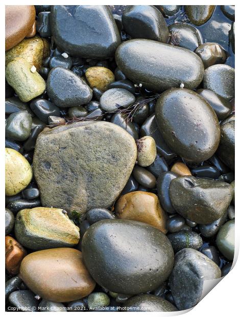 Wet beach pebbles on Isle of Skye Print by Photimageon UK