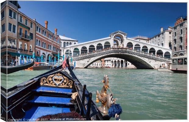 Grand Canal and the Rialto Bridge Venice Canvas Print by Len Pugh