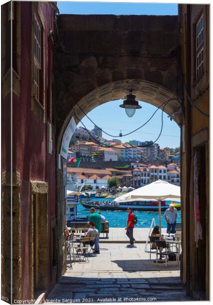 Street to the Douro Canvas Print by Vicente Sargues
