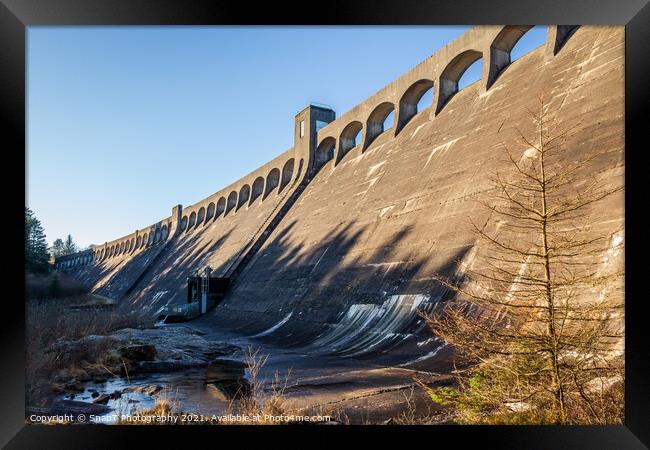 Clatteringshaws Dam on the Blackwater of Dee, in the winter sun in Scotland Framed Print by SnapT Photography