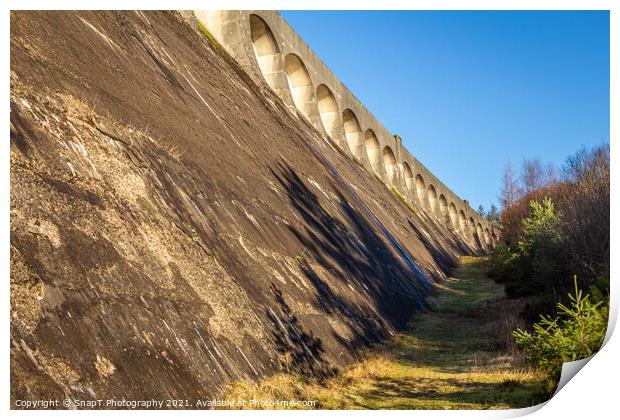 Arches at the top of Clatteringshaws Dam, on the Galloway Hydro Electric Scheme Print by SnapT Photography