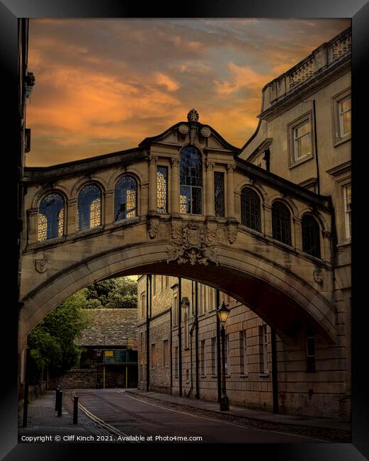 Evening over Bridge of Sighs Oxford Framed Print by Cliff Kinch