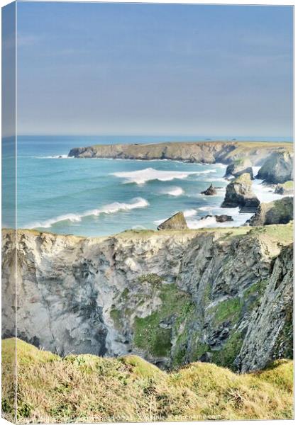 The Beauty Of Bedruthan, Cornwall. Canvas Print by Neil Mottershead