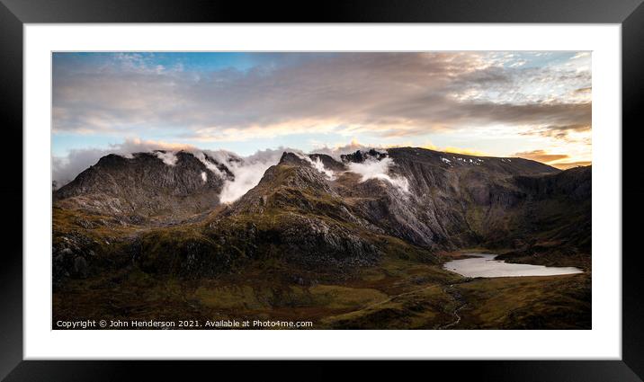 Glyders Panorama. Framed Mounted Print by John Henderson