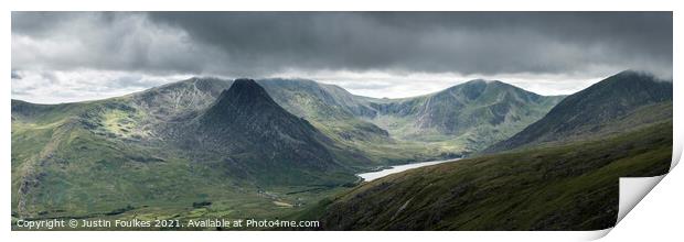  Panoramic view of Tryfan and the Ogwen valley Print by Justin Foulkes