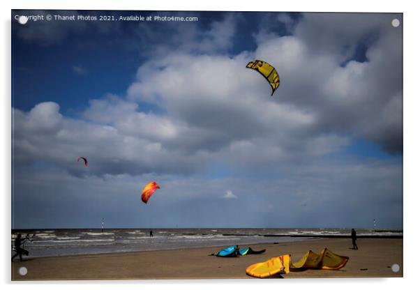 Kite surfing Acrylic by Thanet Photos