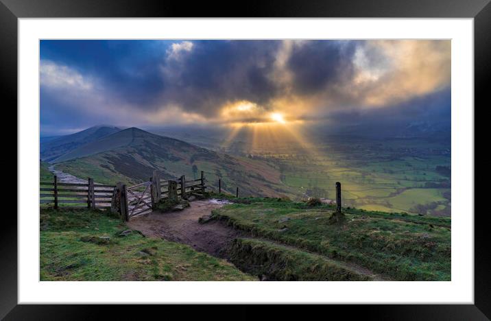Hope Valley from the Great Edge, Peak District National Park, Da Framed Mounted Print by Andrew Sharpe