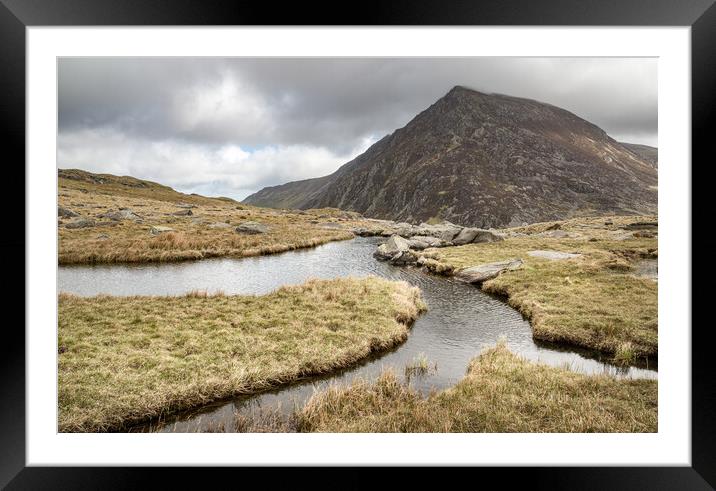 Pen yr Ole Wen, Snowdonia, North Wales Framed Mounted Print by Andrew Kearton