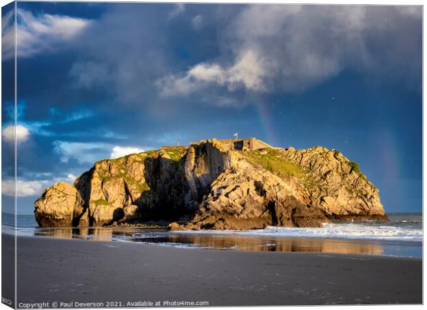 St Catherine's Tenby Canvas Print by Paul Deverson