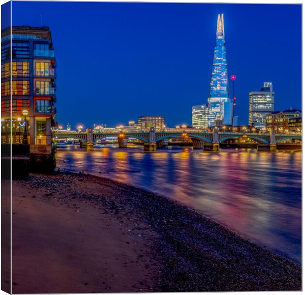 River Thames Blue Hour Canvas Print by peter tachauer