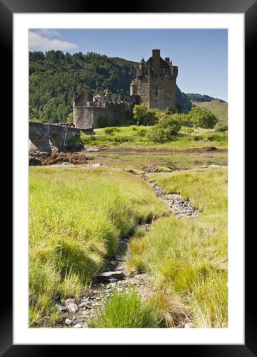 Eilean Donan Castle (3) Framed Mounted Print by Sam Smith