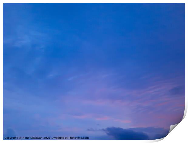 Blue cloudscape with cirrus sky. Print by Hanif Setiawan