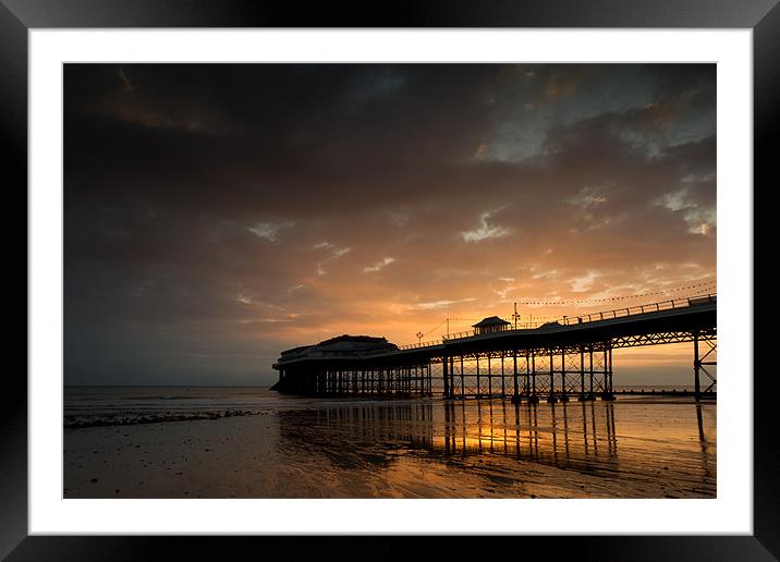 When the day begins Framed Mounted Print by Simon Wrigglesworth