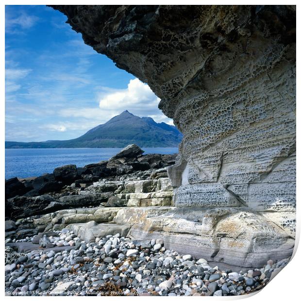 Elgol cliffs and Black Cuillin mountains, Isle of  Print by Photimageon UK