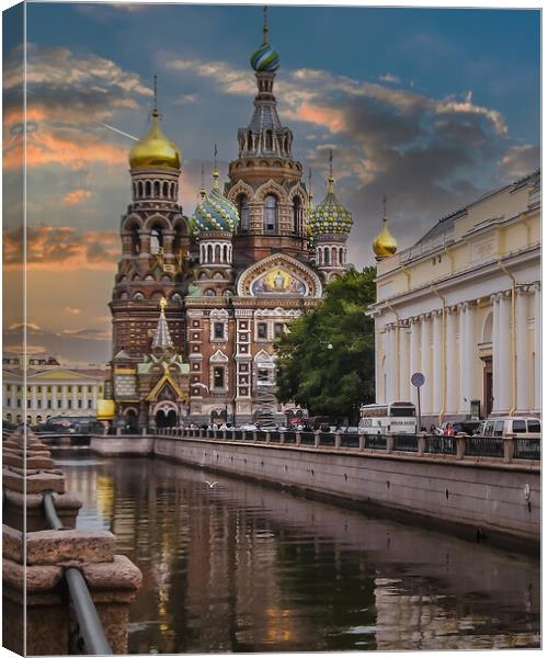 Church of Savior on the Spilled Blood in St Petersburg, Russia Canvas Print by Dave Williams