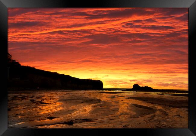 A perranporth sunset Framed Print by Oxon Images