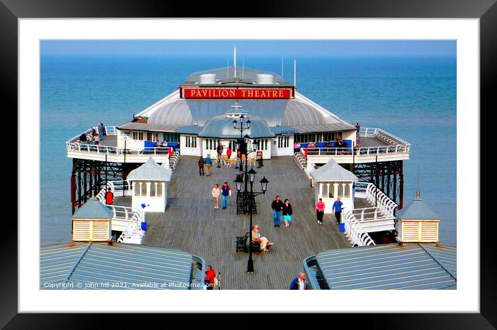 Bird eye view of the pier at Cromer. Framed Mounted Print by john hill