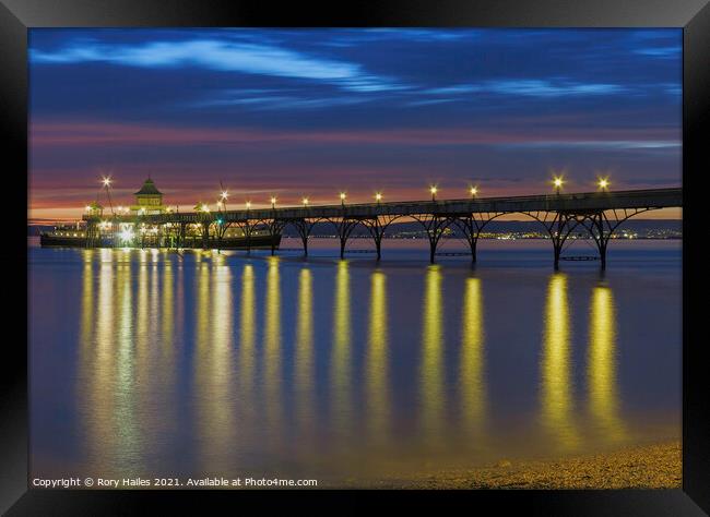 Clevedon Pier Balmoral Framed Print by Rory Hailes