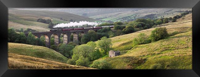 The Dalesman train yorkshire dent viaduct Framed Print by Sonny Ryse