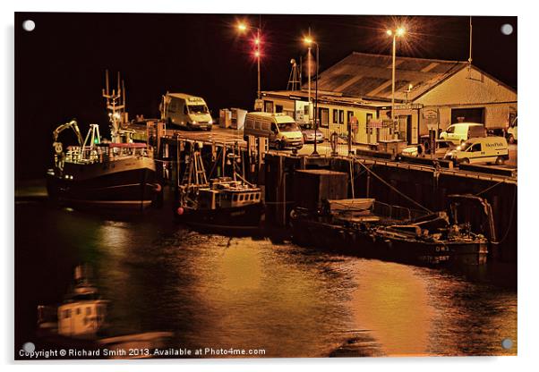 A night at Portree pier Acrylic by Richard Smith