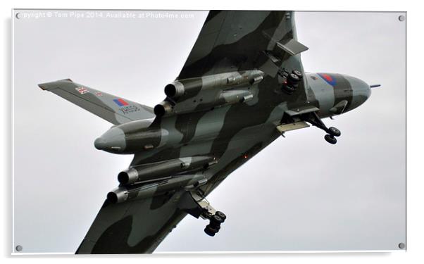  Vulcan XH558 swooping descent for the missed appr Acrylic by Tom Pipe