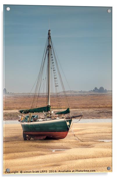 Sail boat stranded at low tide on sand Acrylic by Simon Bratt LRPS