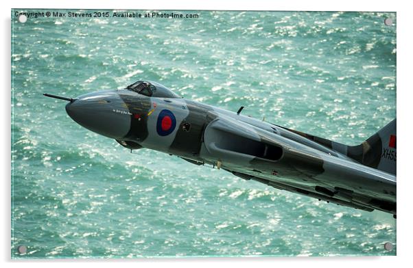  Vulcan XH558 Spirit of Great Britain low over the Acrylic by Max Stevens