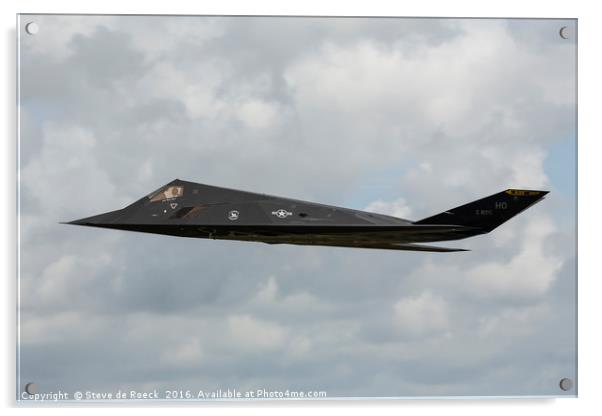 Lockheed F117 Nighthawk Stealth Bomber Acrylic by Steve de Roeck
