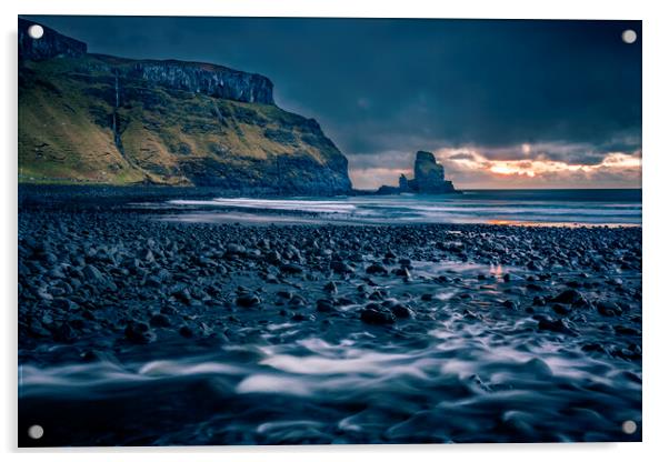 Talisker Bay Isle of Skye Acrylic by John Frid