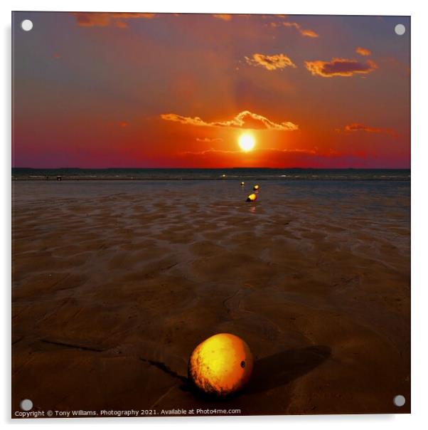 Sunsetting. Acrylic by Tony Williams. Photography email tony-williams53@sky.com