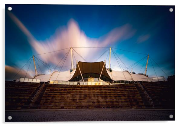 Dynamic Earth long exposure  Acrylic by Steven Lennie