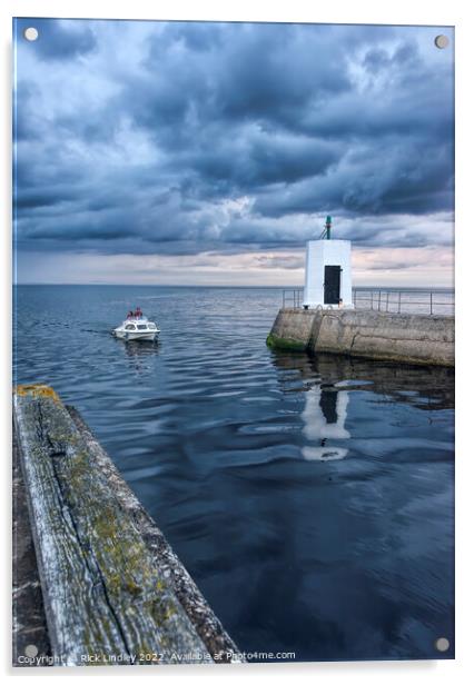 The Last Boat Home Nairn Scotland Acrylic by Rick Lindley