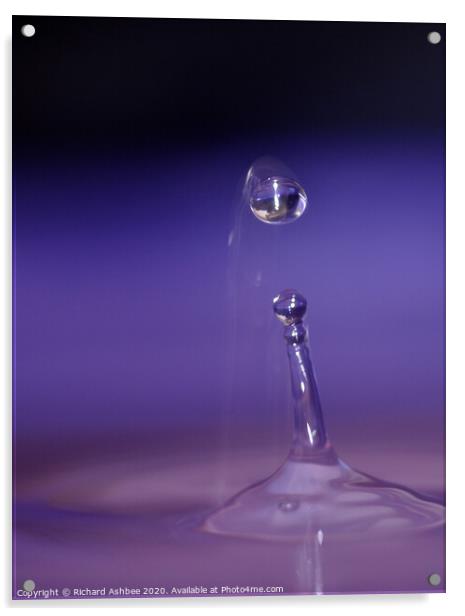 Water droplet Acrylic by Richard Ashbee