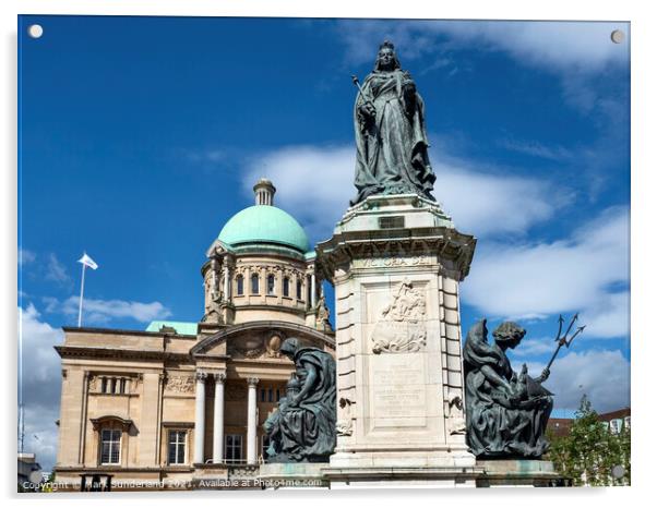 Queen Victoria Statue and City Hall in Hull Acrylic by Mark Sunderland