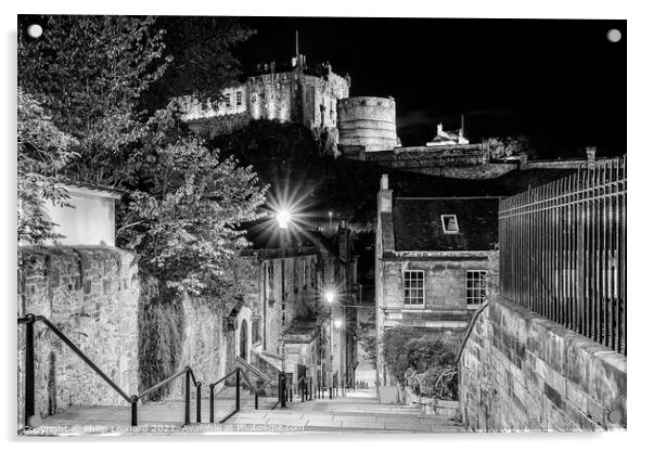 Vennel View of Edinburgh Castle, Edinburgh. Acrylic by Philip Leonard
